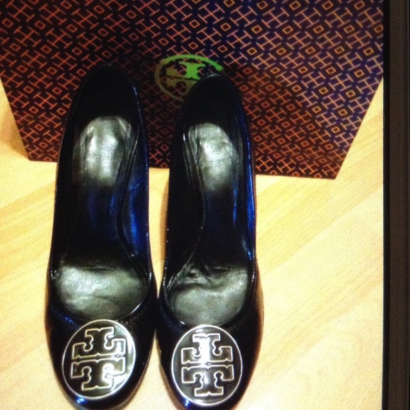 💢💢SOLD💢💢Autentic tory burch