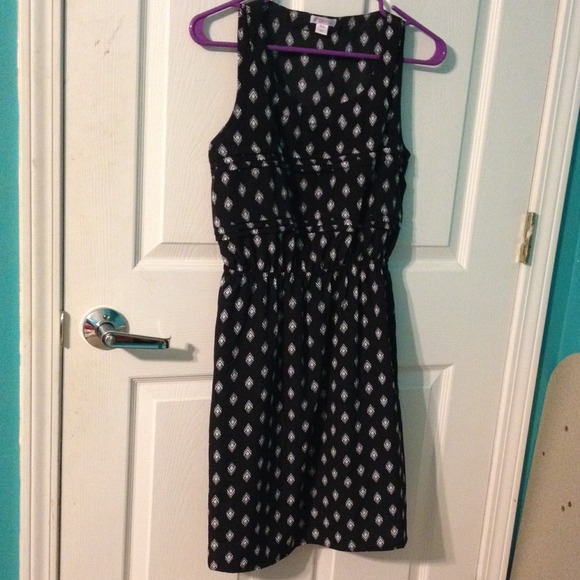 Black and White Diamond Patterned Dress