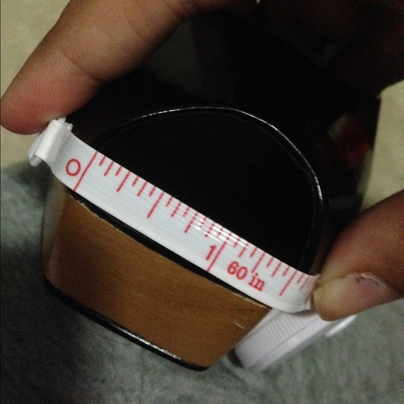 Heels - Picture 3 of 4