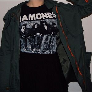the ramones black fitted shirt