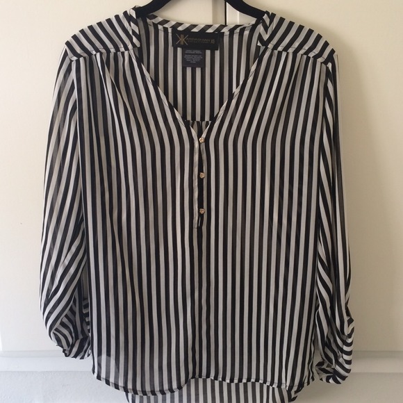 kardashian kollection Tops - Kardashian Kollection Striped Top *NEW*