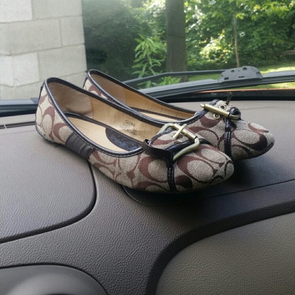 Coach authentic brown flat - Picture 2 of 4