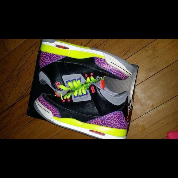 SOLDDDDDD Atomic Jordan 3s ❗️ SALE ❗️ SALE ❗️ - Picture 3 of 4