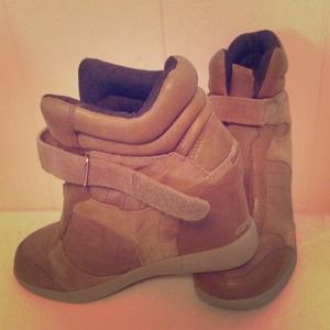 DKNY Boots