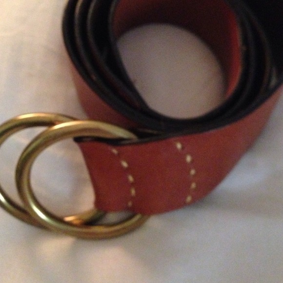 Brown leather  belt with two gold loops from gap - Picture 2 of 2