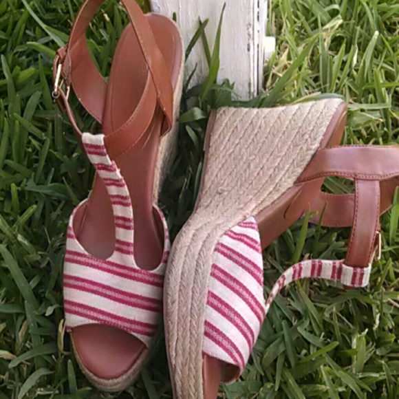 Wedges - Picture 2 of 2