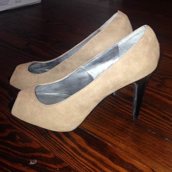 Tan suede peep toe sexy shoes
