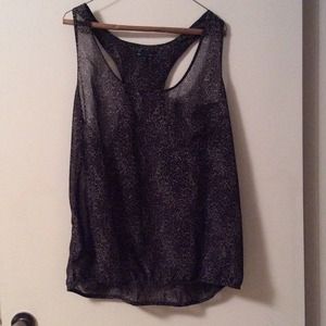 Razor back tank