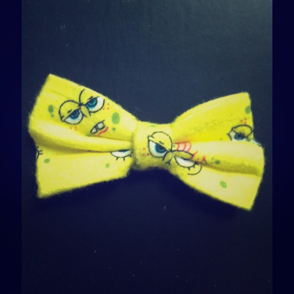 Sponge bob print hair bow