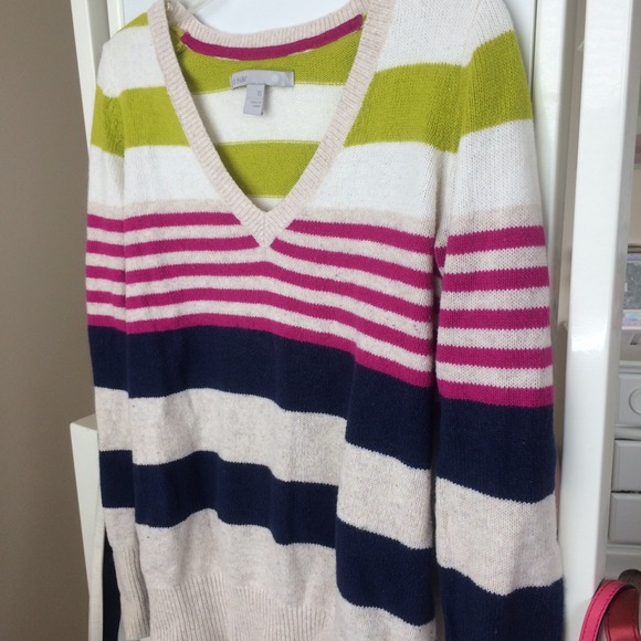 Old Navy sweater