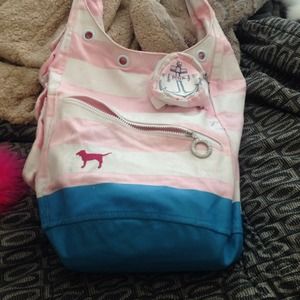 Vs pink tote- free w/ purchase