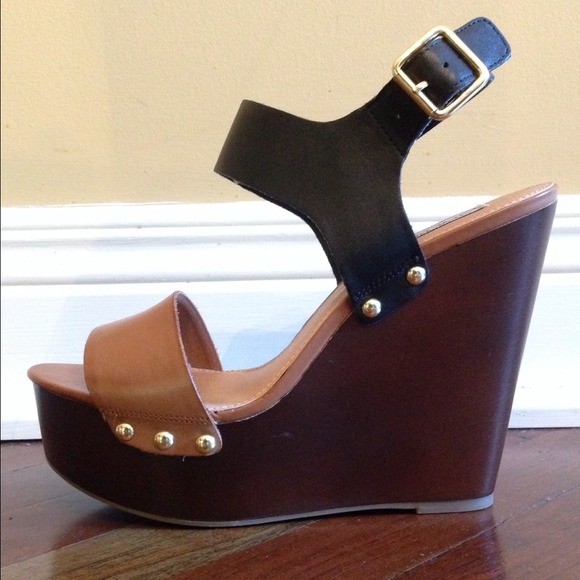 Steve Madden wedges