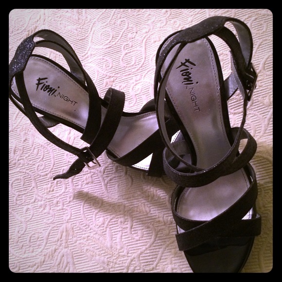 Black Fioni Night, sparkly heels.