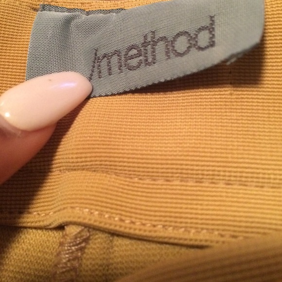 High waisted shorts by Method - Picture 3 of 4
