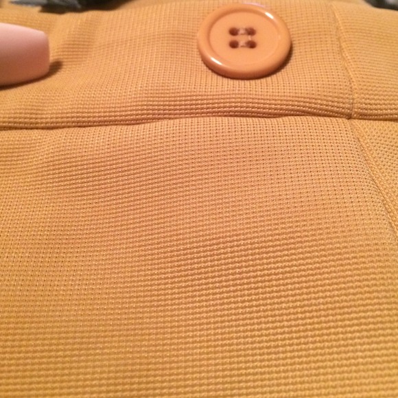 High waisted shorts by Method - Picture 4 of 4