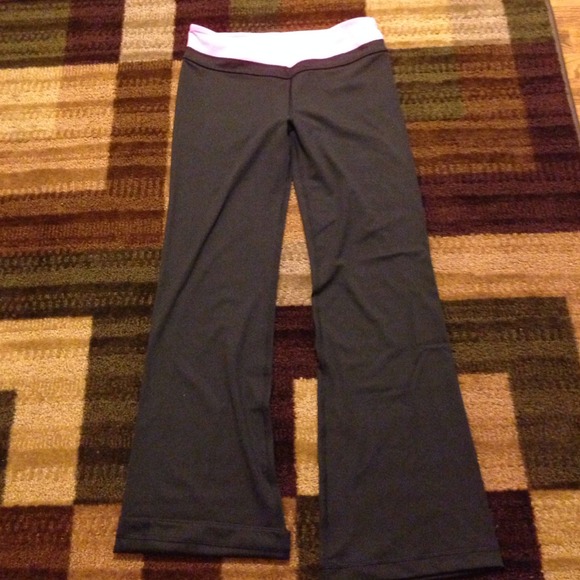 Victoria's Secret Supermodel Pants - Picture 3 of 4