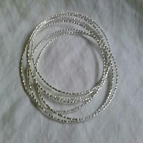 Ladies bangles 6 intertwined set. New - Picture 1 of 1