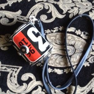 Black metal license plate purse.