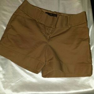 !!!! SOLD!! Tan shorts by Limited size 2 Drew fit