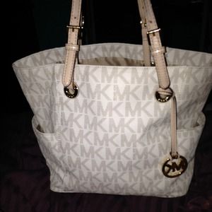 Mk purse