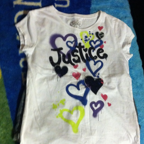 Three brand new outfits! 3 shirt and 3 bottoms!!!!