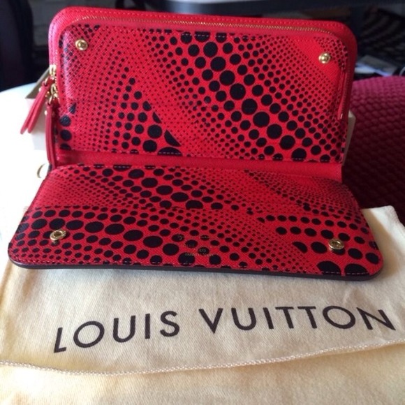 🎉SOLD🎉 on EBay Louis Vuitton  Kusama wallet - Picture 2 of 4