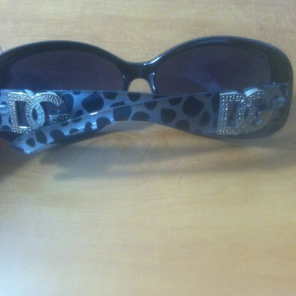 ?ON SALE TODAY ONLY? dolce & gabbana sunglasses