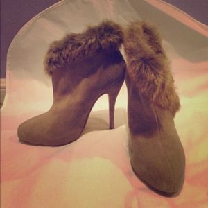 Fur suede booties!