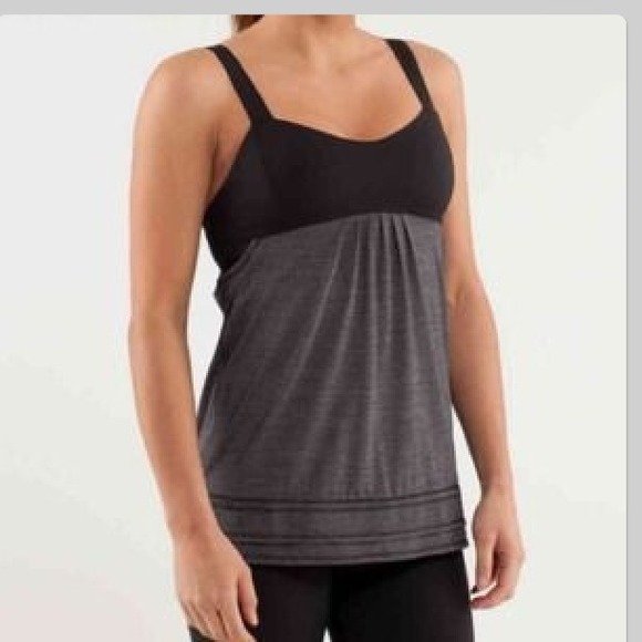 Lulu lemon Run Back on Track tank size 6