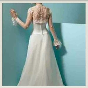 Wedding dress Alfred angelo Style 1620J ivory