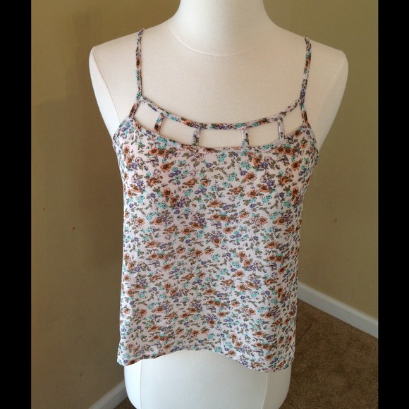 Top bundle - Picture 3 of 3