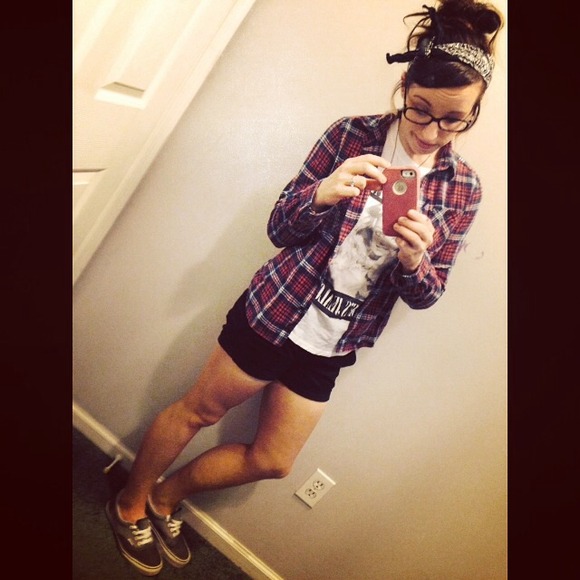 Meet your seller!!! 💀🎀