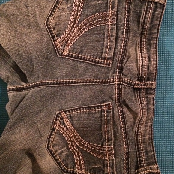 Jeans - Picture 3 of 3