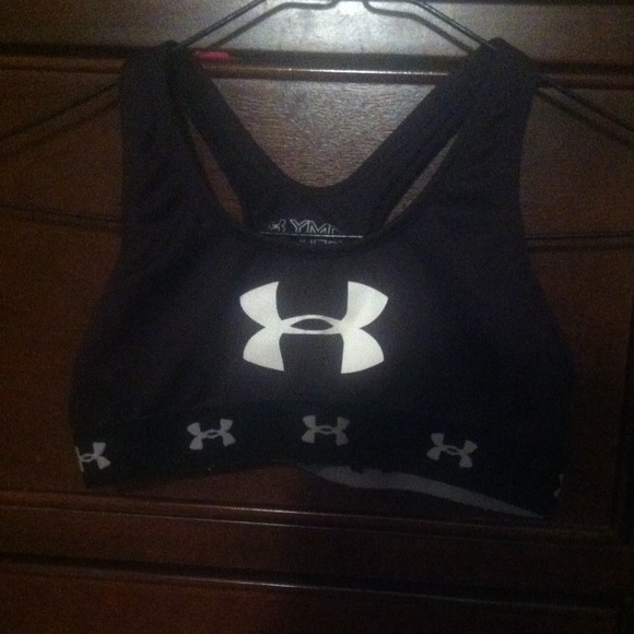 Under armor sports bra.💪