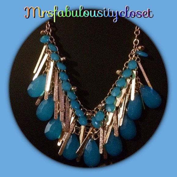 Aqua necklace
