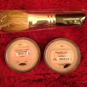 bareMinerals foundation & brush