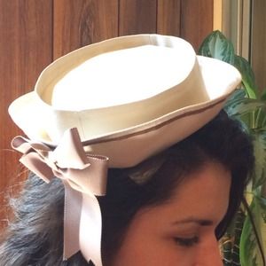 Victorian Maiden Marine hat cinnamon color.
