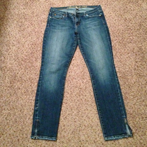 ***SOLD****Abercrombie & Fitch skinny jeans