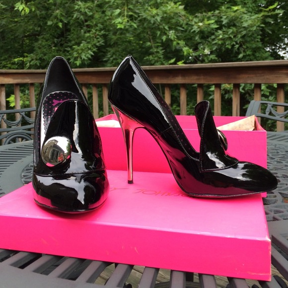 Betsey Johnson Shoes