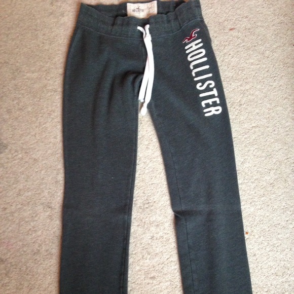 Hollister sweats