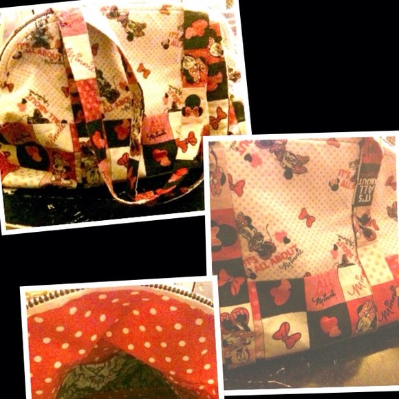 ON HOLD**Minnie Mouse Over-Sized Bag