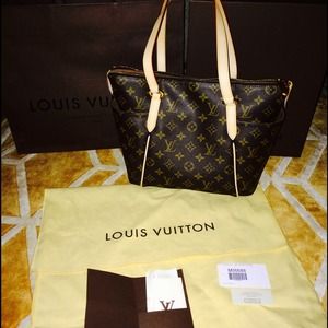 BRAND NEW LOUIS VUITTON TOTALLY MONO PM