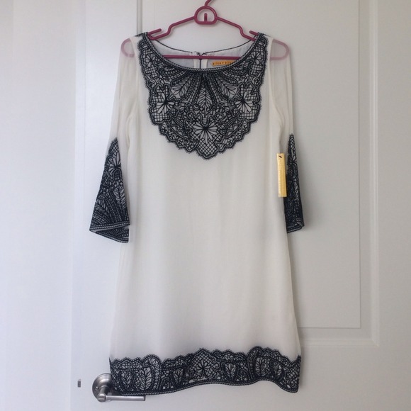 Alice + Olivia silk dress - Picture 2 of 2