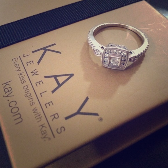 Promise/Engagement Ring