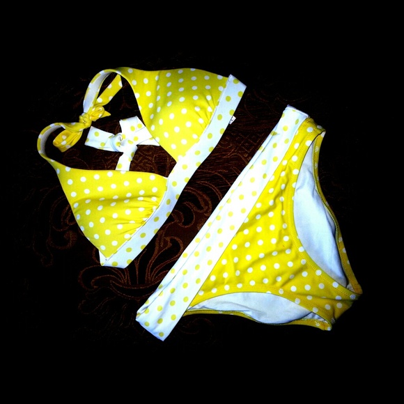 Bathing suit