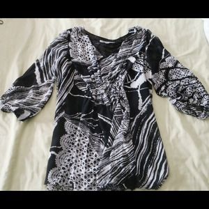 Fashionable top - perfect for work!