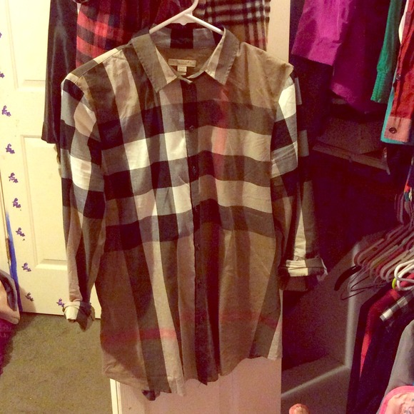 BUNDLED Burberry Check Shirt - Picture 1 of 4