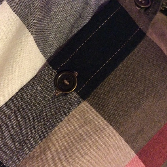 BUNDLED Burberry Check Shirt - Picture 3 of 4