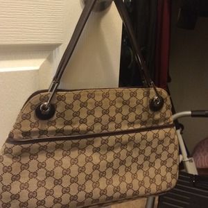 Authentic Gucci handbag