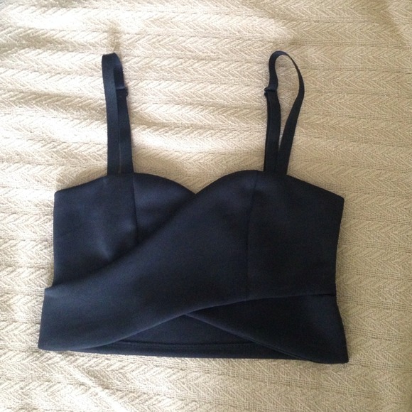 black crop top